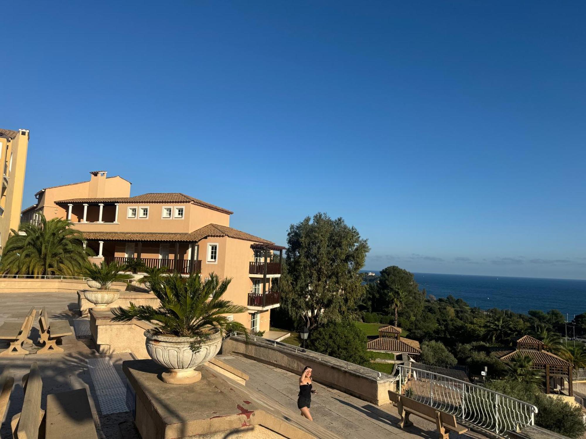 Vacances Cap Esterel Apartment - Agay Saint-Raphaël Екстериор снимка